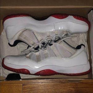 Cherry bottom low 11’s